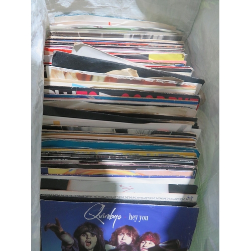 320 - COLLECTION OF OVER 100 SINGLE RECORDS