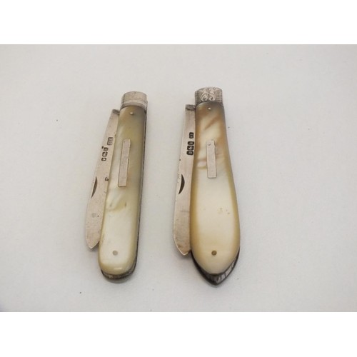 289 - 2 x STERLING SILVER AND MOTHER OF PEARL FRUIT KNIVES