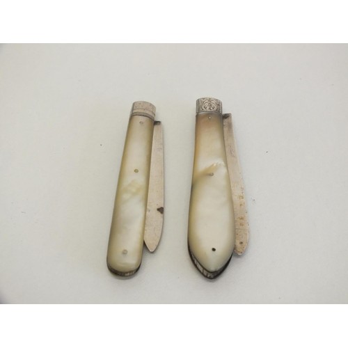 289 - 2 x STERLING SILVER AND MOTHER OF PEARL FRUIT KNIVES