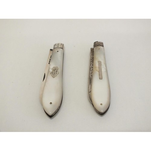 290 - 2 x STERLING SILVER AND MOTHER OF PEARL FRUIT KNIVES