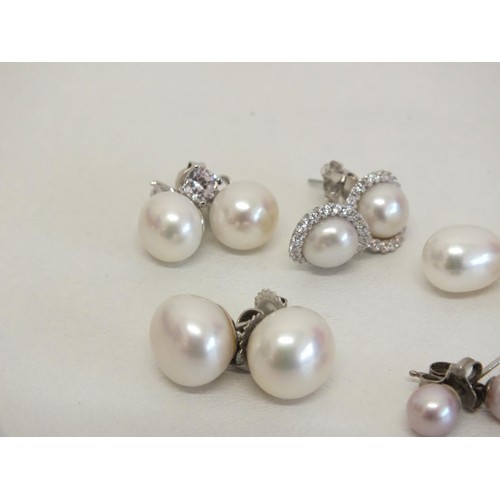 179 - 5 x PAIRS OF AS NEW AND UNWORN STERLING SILVER REAL PEARL EARRINGS