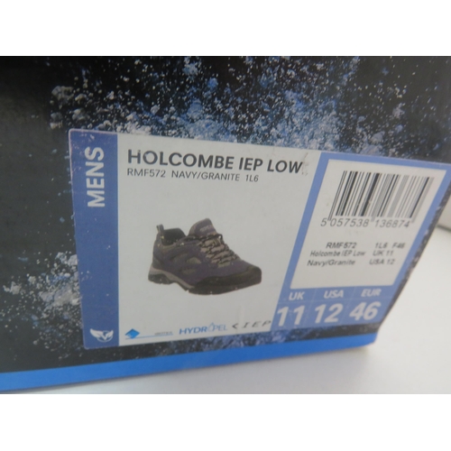 323 - NEW SIZE 10 WALKING SHOES WATER PROOF