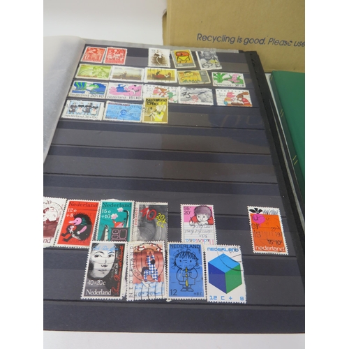 324 - GLORY BOX OF STAMPS INCLUDING STAMP STOCK BOOKS, STAMPS 1977 JUBILEE, LOOSE STAMPS, FIRST DAY COVERS... 