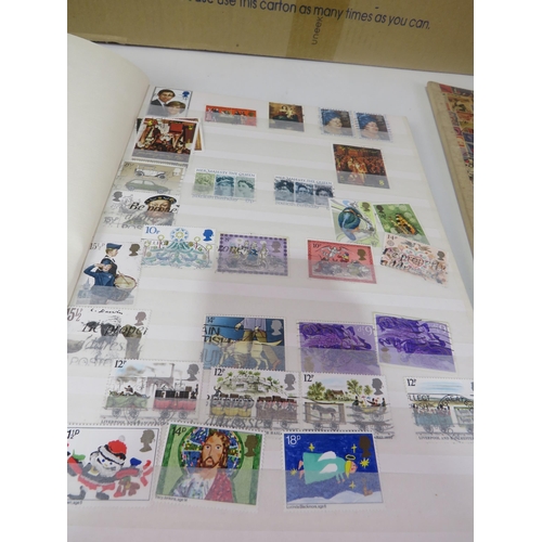 324 - GLORY BOX OF STAMPS INCLUDING STAMP STOCK BOOKS, STAMPS 1977 JUBILEE, LOOSE STAMPS, FIRST DAY COVERS... 