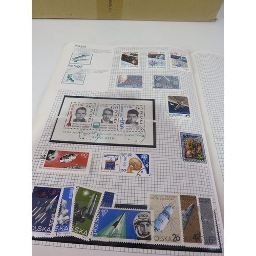 324 - GLORY BOX OF STAMPS INCLUDING STAMP STOCK BOOKS, STAMPS 1977 JUBILEE, LOOSE STAMPS, FIRST DAY COVERS... 