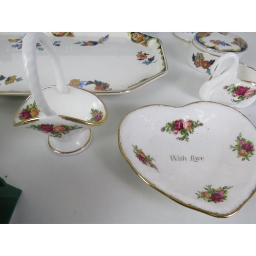 346 - SELECTION OF CERAMICS INCLUDES PARAGON PART TEA SET, LOSOLWARE AND ROYAL ALBERT COUNTRY ROSES