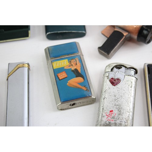 431 - 25 x Assorted Cigarette LIGHTERS Inc Win, Mosda, Maruman etc