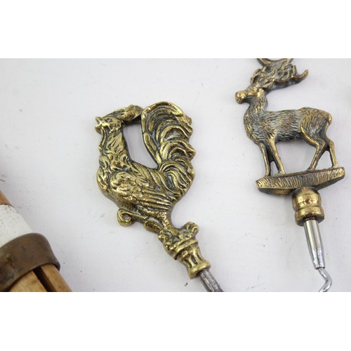 440 - 13 x Vintage BREWERIANA Corkscrews & Bottle Openers Inc Brass, Animals, Novel