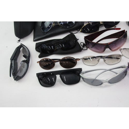 441 - 25 x Assorted SPORTS STYLE Sunglasses Inc Bloc, Bolle, Maui Jim etc