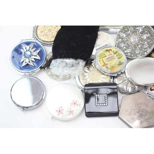 459 - 50 x Assorted Ladies Vanity Compact MIRRORS Inc Stratton, Boxed, Vintage etc