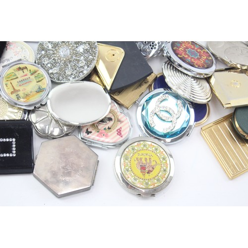 459 - 50 x Assorted Ladies Vanity Compact MIRRORS Inc Stratton, Boxed, Vintage etc