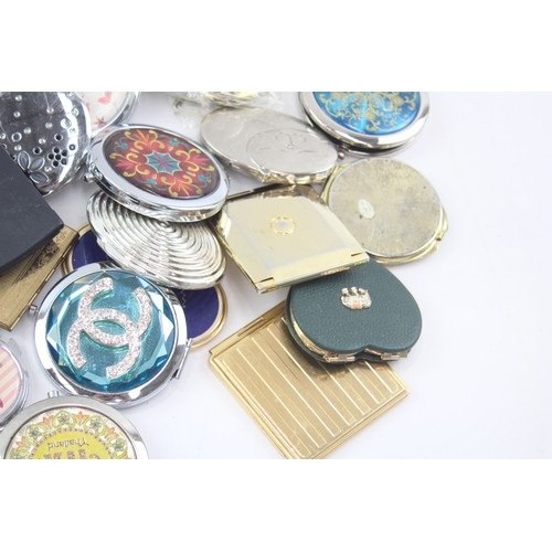 459 - 50 x Assorted Ladies Vanity Compact MIRRORS Inc Stratton, Boxed, Vintage etc