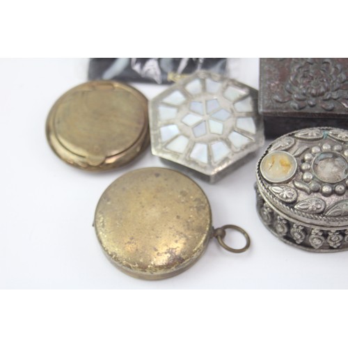 468 - 16 x Antique / Vintage Decorative PILL / TRINKET Boxes Inc Brass, Enamel Etc