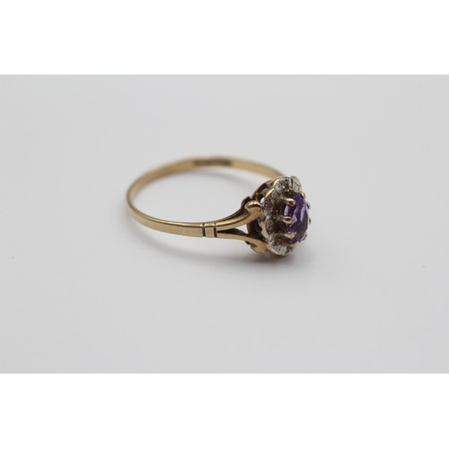 493 - 9ct White And Yellow Gold Diamond And Amethyst Oval Halo Cluster Split Shank Dress Ring (1.7g) - Siz... 