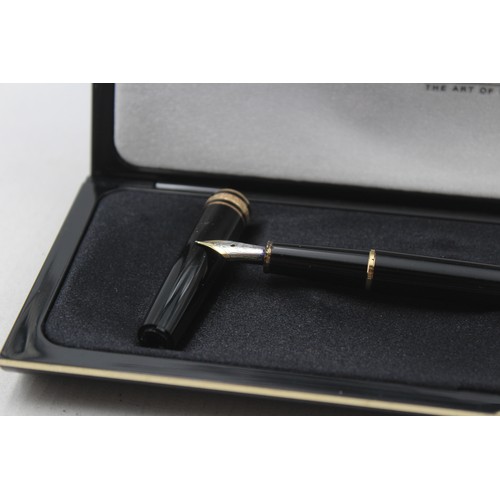 510 - MONTBLANC Meisterstuck Black FOUNTAIN PEN with 14ct White Gold Nib WRITING Boxed