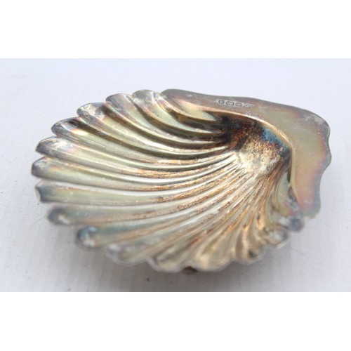 533 - Antique Hallmarked 1910 Sheffield STERLING SILVER Shell Form Scallop Dish 69g