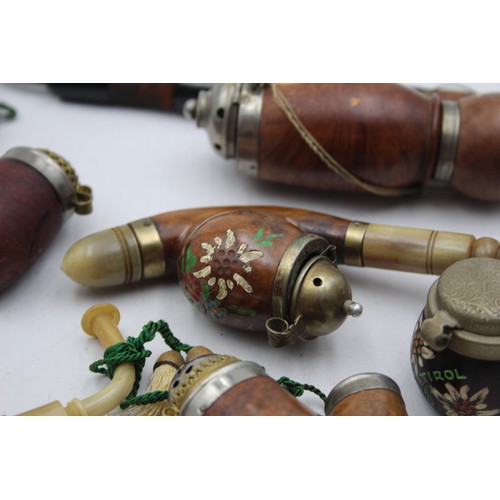 586 - 5 x Vintage Tyrolean Estate Smoking Pipes Inc. Painted, Lidded, Etc