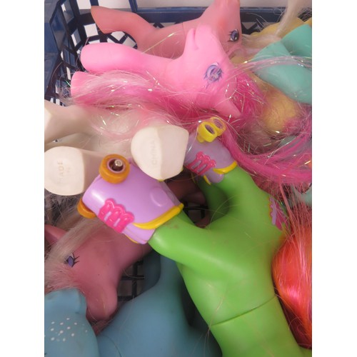 185 - VINTAGE MY LITTLE PONY FIGURES - COLLECTION 25 IN TOTAL ALL ORIGINAL/EARLY