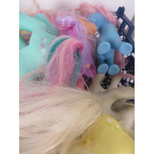 185 - VINTAGE MY LITTLE PONY FIGURES - COLLECTION 25 IN TOTAL ALL ORIGINAL/EARLY