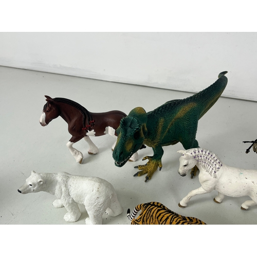 398 - 11x SCHLEICH DINOSAURS AND ANIMALS - SOME WITH TAGS