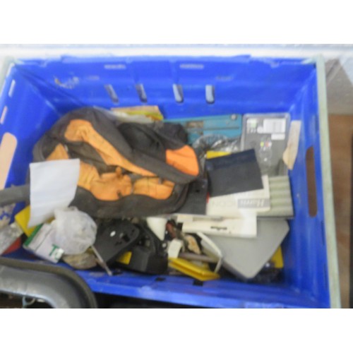 618 - JOBLOT OF TOOLS