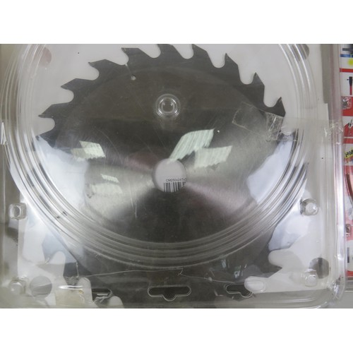 380 - 5 x CIRCULAR SAW BLADES- 2 IN ORIGINAL PACKAGING PLUS AN ORIGINAL BLOW TORCH