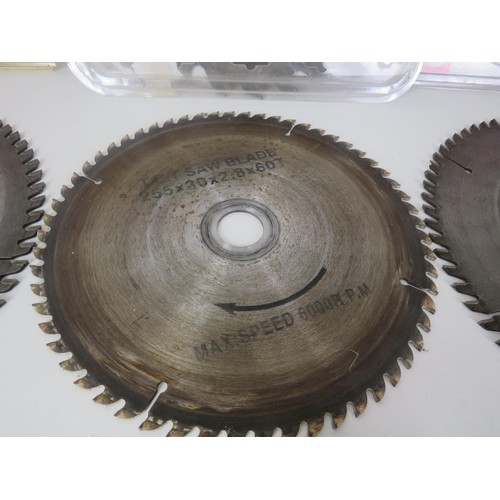 380 - 5 x CIRCULAR SAW BLADES- 2 IN ORIGINAL PACKAGING PLUS AN ORIGINAL BLOW TORCH