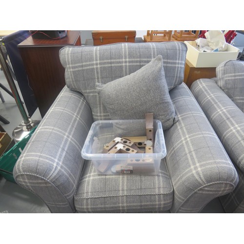 389 - GREY CHECKED FABRIC SOFA CHAIR AND OTTOMAN WITH MATCHING CUSHIONS IN EXCELLENT CONDITION- MODEL GEOR... 