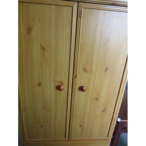 386 - PINE TWO DOOR, TWO DRAWER COMBI WARDROBE  