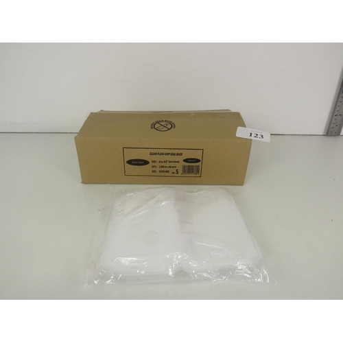 123 - 900 GRIP SEAL BAGS 4.5