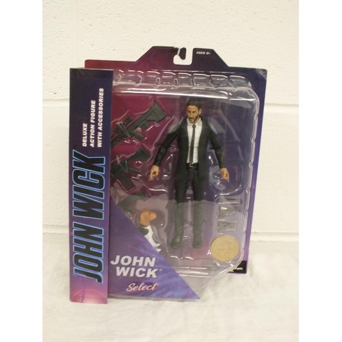 5 - JOHN WICK DELUXE ACTION FIGURE WITH ACCESSORIES - DIAMOND SELECT TOYS - BOXED AS NEW