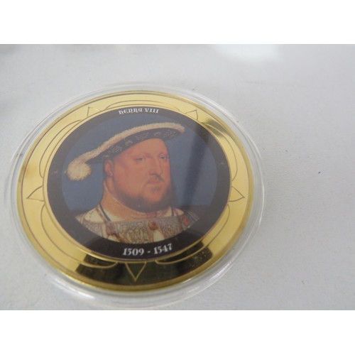 57 - 20 x GOLD PLATED COMMEMORATIVE COINS INCLUDES - THE HOUSE OF TUDOR HENRY VIII, THE SOVEREIGNS SCEPTR... 