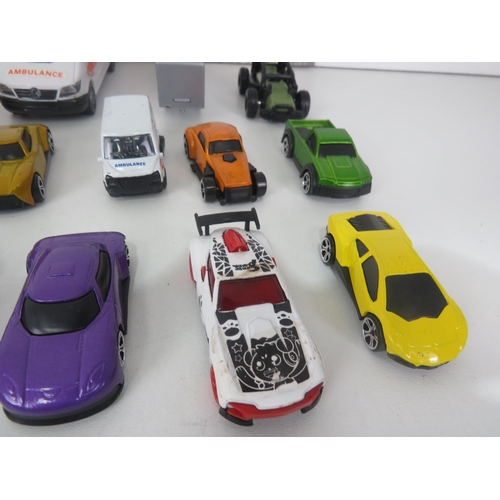 203 - A QUANTITY OF TOY VEHICLES INCLUDING 