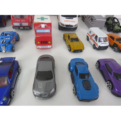 203 - A QUANTITY OF TOY VEHICLES INCLUDING 