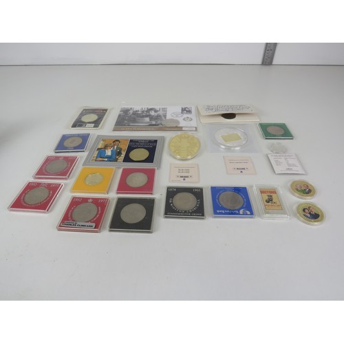 62 - 20 x COLLECTORS COINS INCLUDES COMMEMORATIVE COIN COVERS, THE THREE KINGS, GOLD PLATED