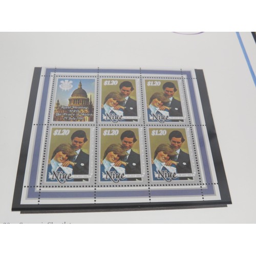 65 - THE INTERNATIONAL SOCIETY OF POSTMASTERS 1976 CHRISTMAS  STAMP COLLECTION OF HRH PRINCE OF WALES AND... 