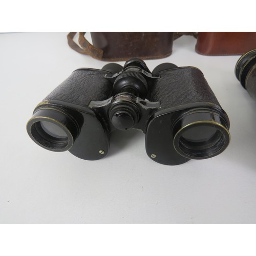 285 - TWO SETS OF BINOCULARS IN BROWN LEATHER CARRY CASES INCLUDES BATEMAN APOLLO