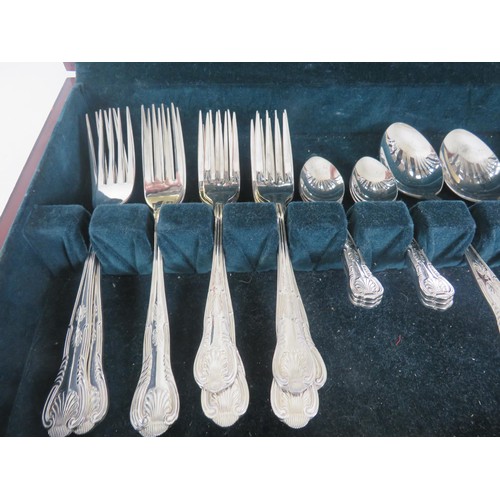 286 - VINERS 44 PIECE WOODEN CANTEEN OF CUTLERY