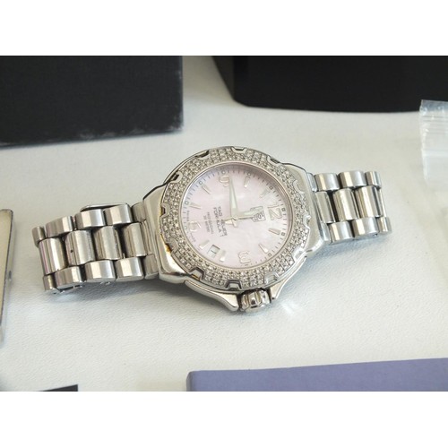 87 - LADIES TAG HEUER FORMULA 1 WRISTWATCH WITH A SPARE DIAL IN ORIGINAL BOX WITH PAPERWORK, MODEL No WAC... 