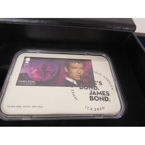 58 - COIN COVERS AND COLLECTION INCLUDES POUND INGOTS, JAMES BOND STAMPS, COINAGE OF GREAT BRITAIN etc