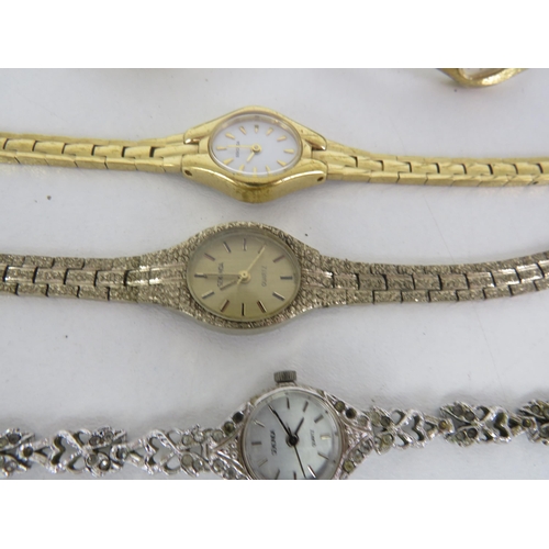 125 - 14 x SEKONDA WATCHES INCLUDING WATER RESISTANT, GOLD TONE ETC