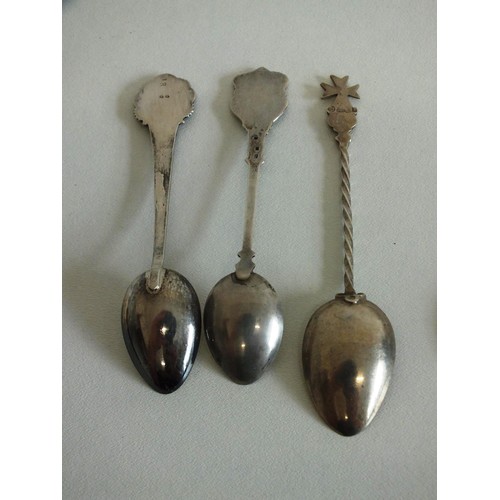 87 - 9 x CONTINTENTAL SILVER SPOONS