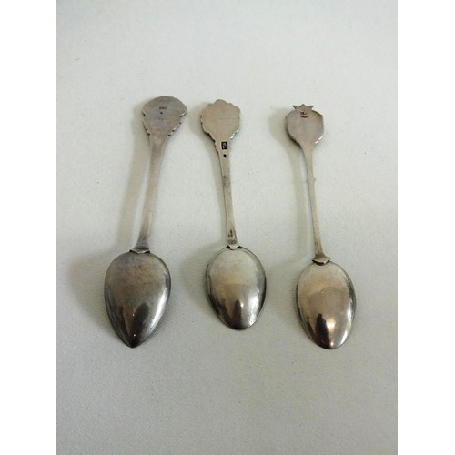 87 - 9 x CONTINTENTAL SILVER SPOONS