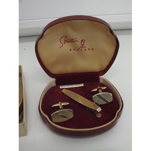 191 - TORTOISESHELL SNUFF BOX, 2 x STRATTON COMPACT AND STRATTON CUFFLINK SET