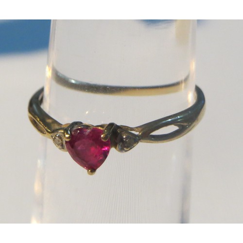 241 - 9ct GOLD DIAMOND & RUBY HEART RING SIZE R, 1.1g WITH RING BOX