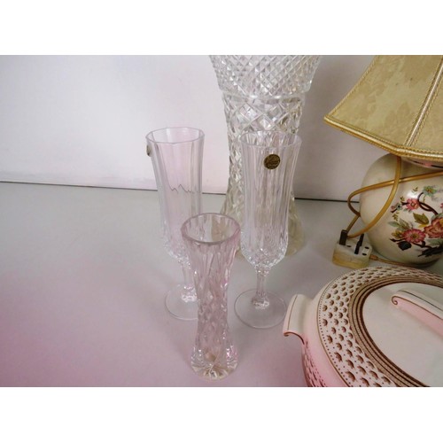 348 - CERAMICS AND GLASSWARE INCLUDES LARGE CUT GLASS VASE, AYNSLEY ETC