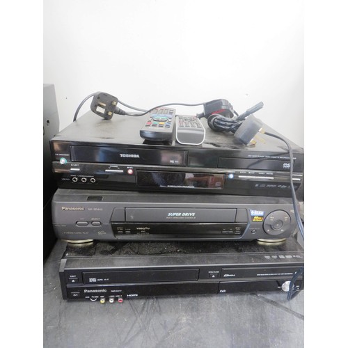 368 - SONY MUSIC CENTRE WITH SPEAKERS AND 3 x DVD/VIDEO PLAYERS