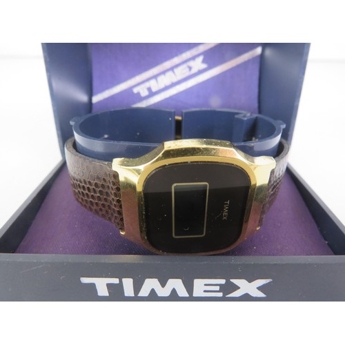 263 - VINTAGE TIMEX K CELLS MENS DIGITAL WATCH IN ORIGINAL BOX