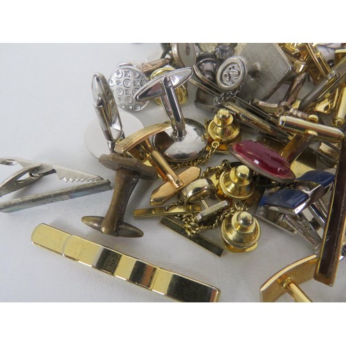 270 - SELECTION OF CUFFLINKS AND TIE PINS