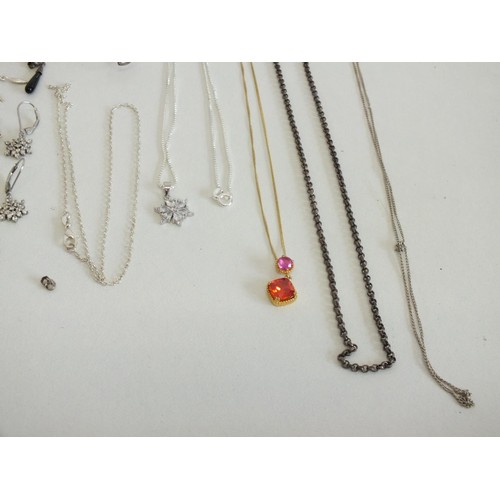 273 - SILVER JEWELLERY INCLUDING LINKS OF LONDON RING, NECKLACES, EARRINGS ETC- APPROXIMATELY 48g